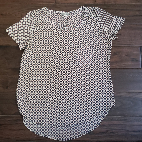 Light and airy tshirt - Picture 1 of 3